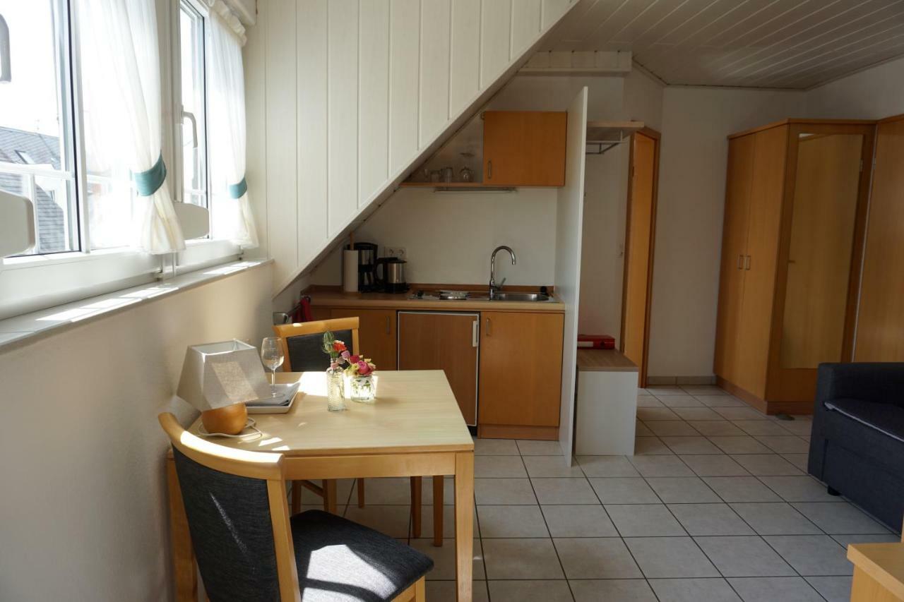Gaestehaus Kiebel Lösnich Eksteriør billede
